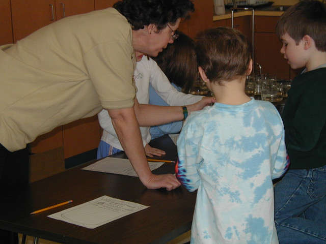 Sycamore School
Outreach coordinator facilitates discovery