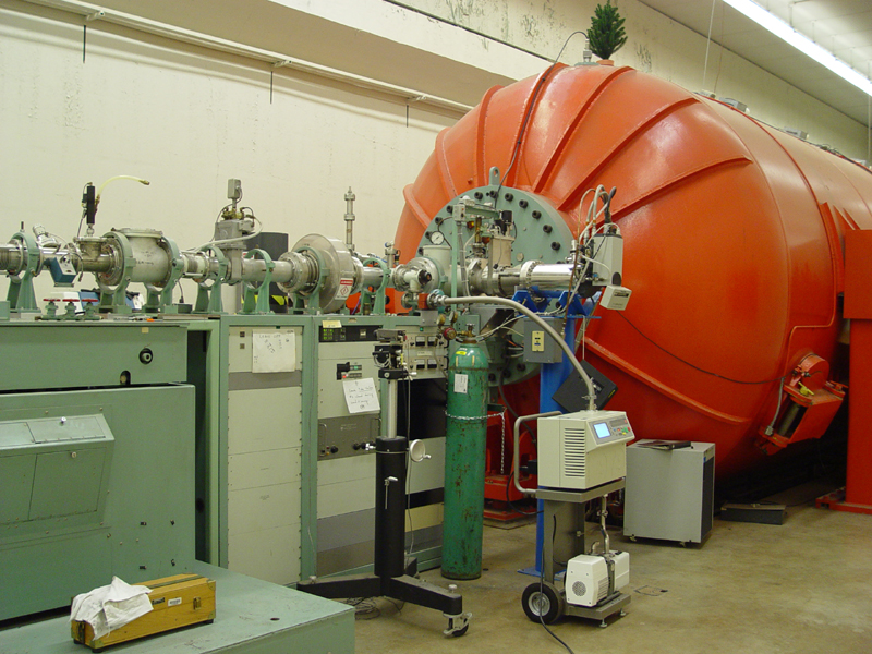 2_beamline_and_accelerator