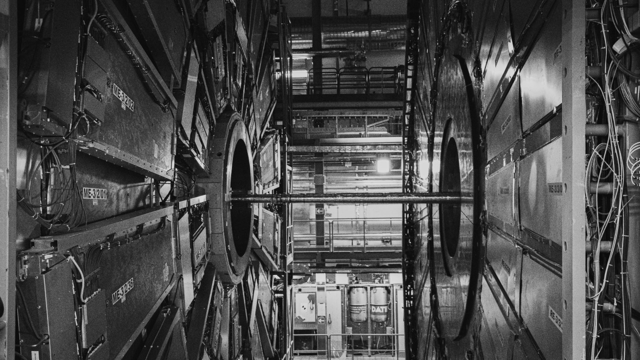 Cern CMS, copyright Unsplash by Antonio Vivace