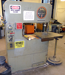 DoAll Bandsaw