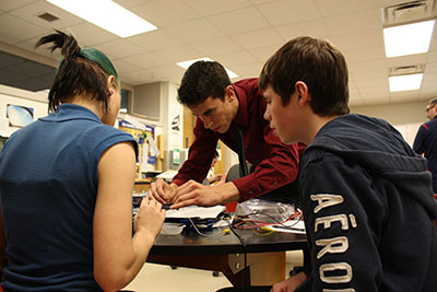 Joe Kellenberger teaching students